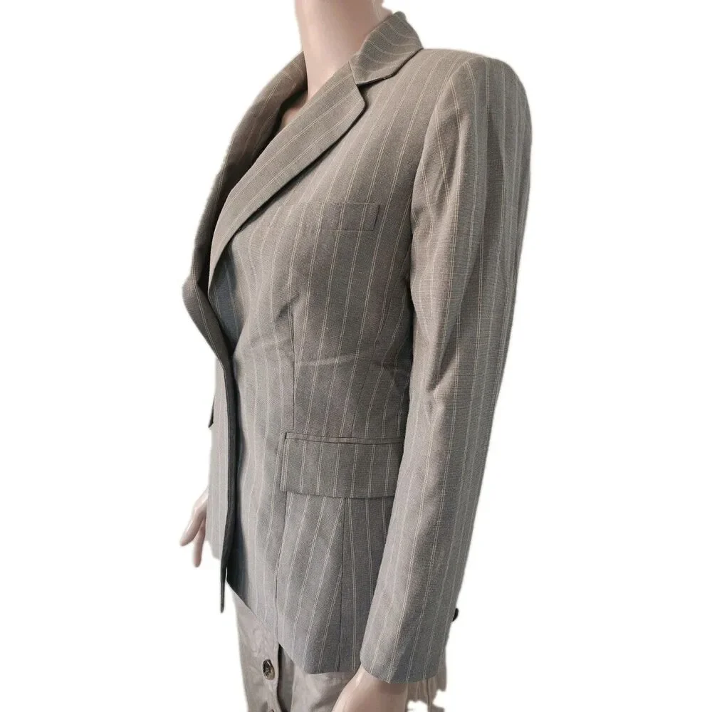 Tahari Gray Pinstripe Notch Lapel Blazer Jacket Size 4